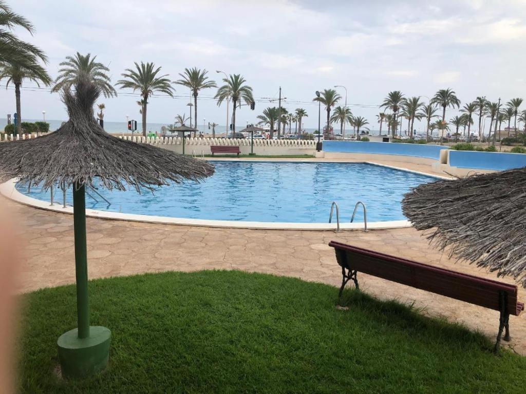 Primera Linea Pau 5 - Playa De San Juan Apartman Alicante Kültér fotó